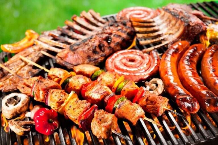 Grill Thrill: Unveiling the Sizzling Delights at Food Trucks Heaven