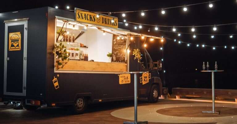 Rolling Delights- A Guide to the Greatest Food Trucks in the Area